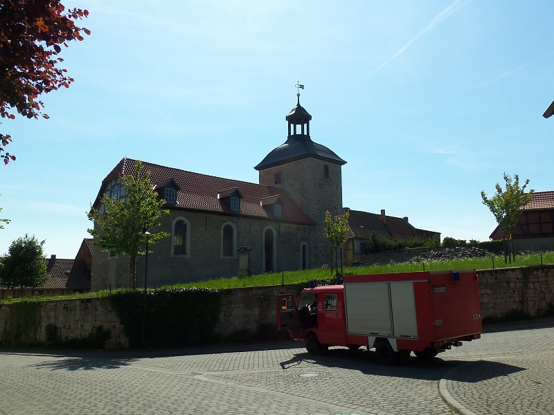 100_0245.jpg - Die Kirche in Aspenstedt