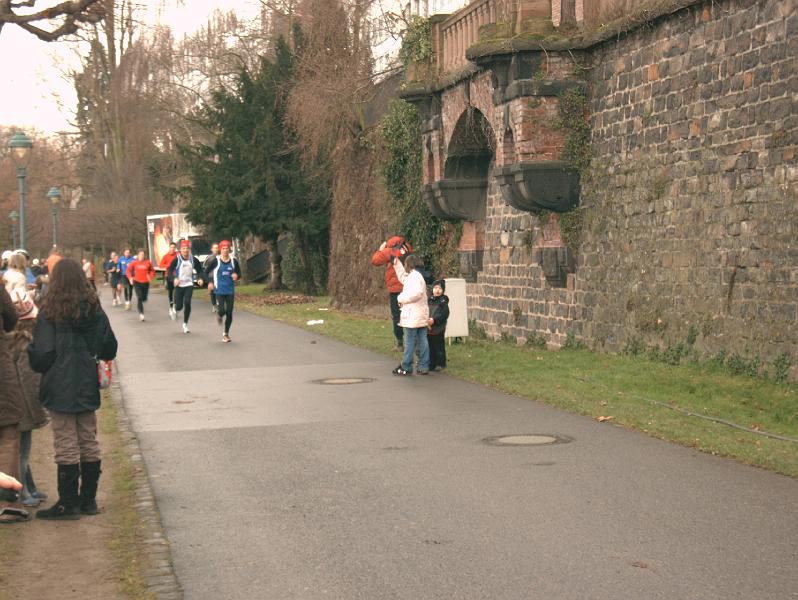 08.jpg - Olaf gefolgt von Achim kurz vor dem Ziel