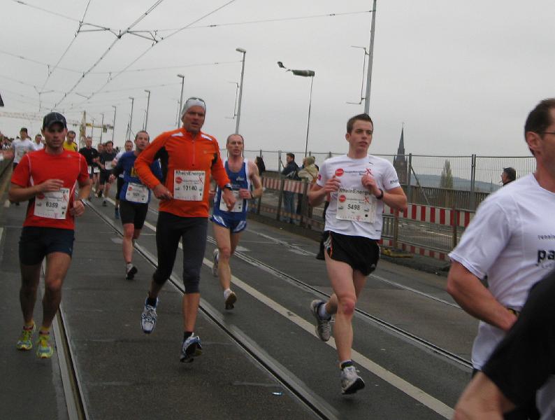 01.jpg - Halbmarathon - Thorsten kommt