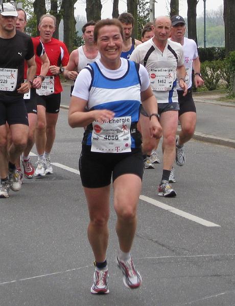 25.jpg - Marathon - Antje zwischen km 31 und 32