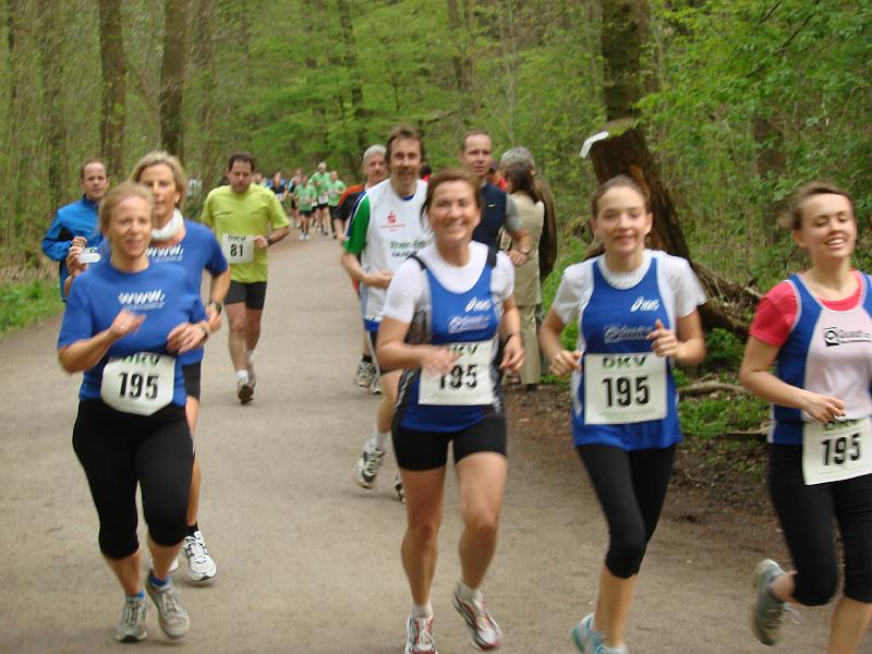 DSC01503.JPG - Sie sind so schnell und nur deshalb etwas unscharf - Foto Marion Sohni