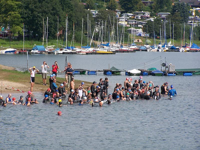 100_5796.JPG - Wir warten auf den Startschuss...