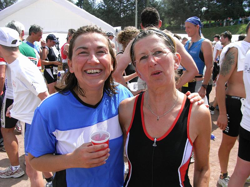 RIMG0041.JPG - ...und Antje ist zum Ziel gelaufen - hier treffen wir uns alle wieder