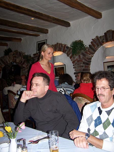 100_6053.JPG - ... Thomas überlegt und Harry fragt sich, ob das gut geht  ...