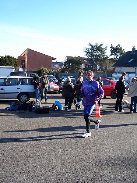 50.JPG - Wolfgang hat wieder eine Runde absolviert