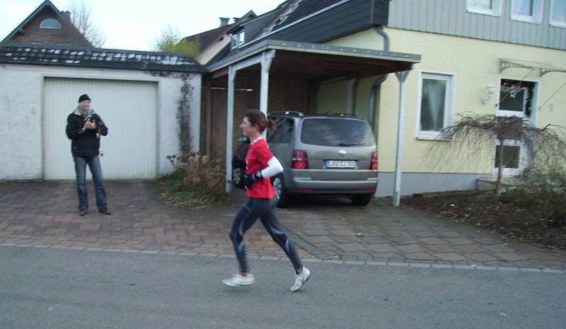 07.jpg - Birgit "fliegt" vorbei - Foto Sigurt Zacher