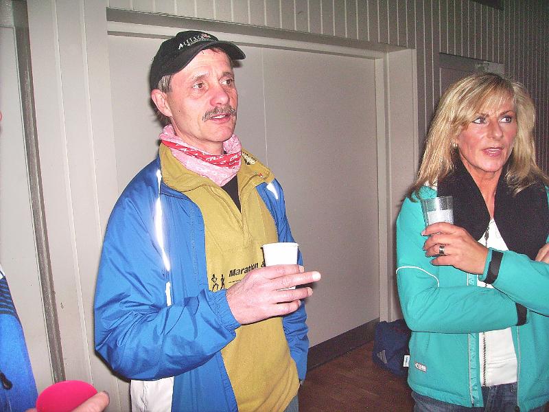 25.jpg - Udo und Gisela, fast synchrone Abl&auml;ufe - Foto Sigurt Zacher