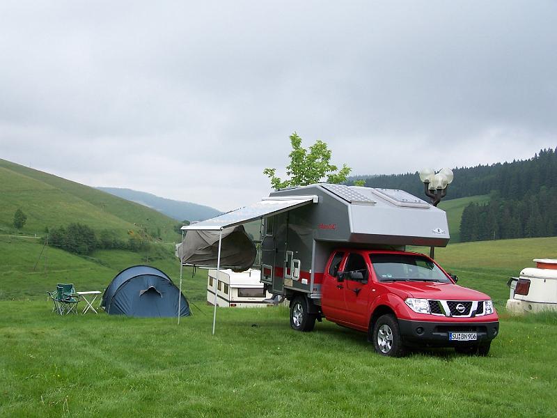 02.JPG - Womo von Anne und Bernd mit Zelt von Olaf und Antje (Foto Antje)