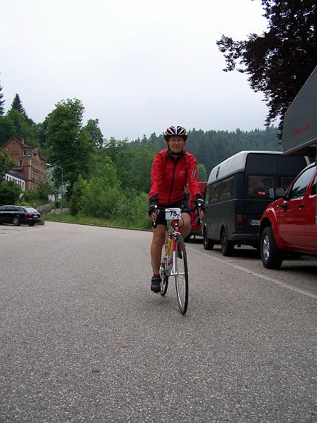 24.JPG - Anne f&auml;hrt sich warm... (Foto Antje)