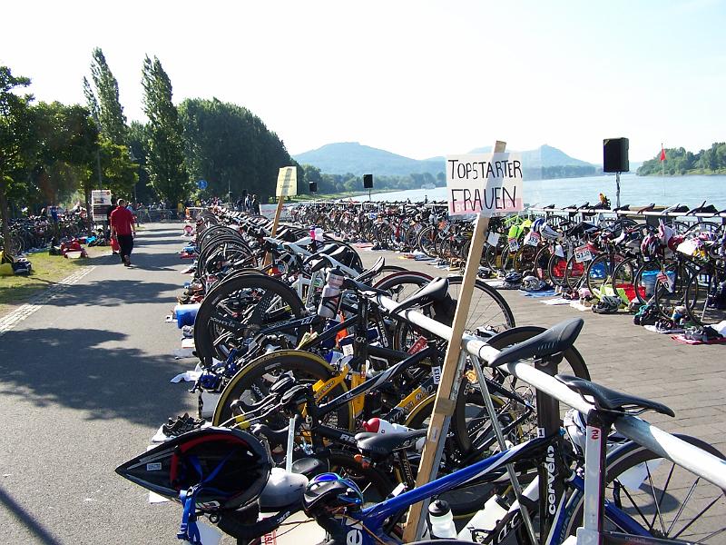 10.JPG - ...hoffentlich weiß jeder, wo sein Rad bzw. sein Platz ist.