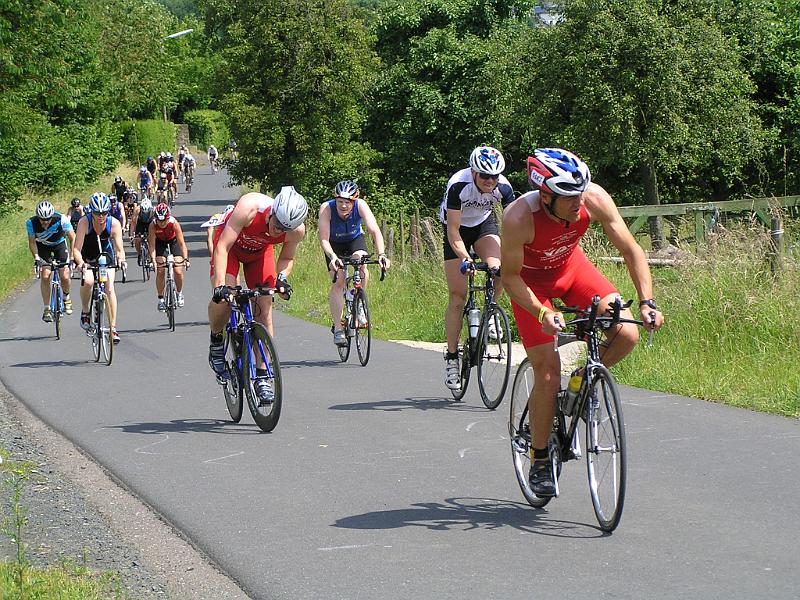 42.jpg - ...man sieht, wie alle kämpfen....