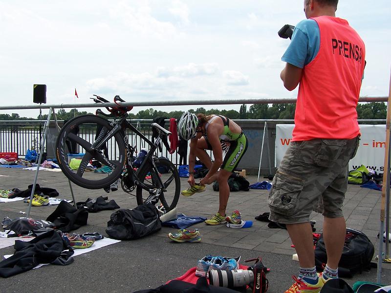 61.JPG - ...da ist sie, die führende Frau.