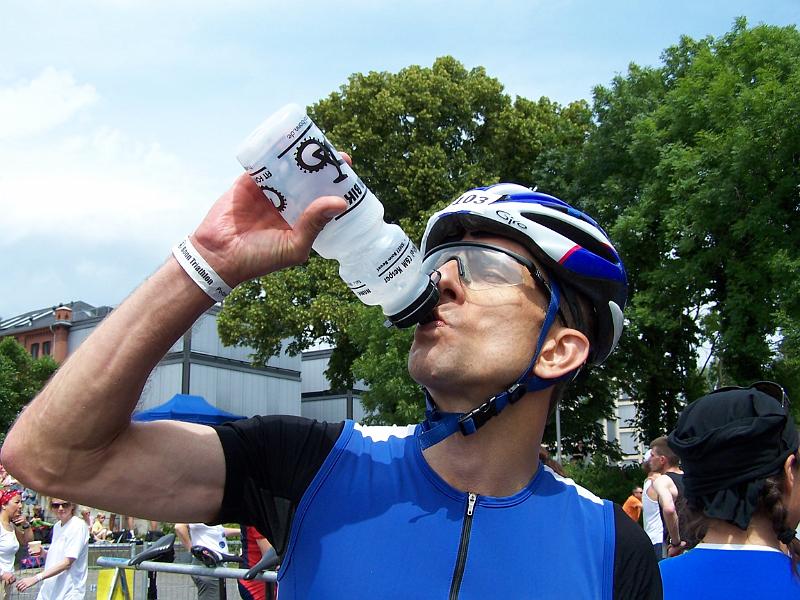 67.JPG - Endlich in Ruhe einen Schluck aus der Radflasche