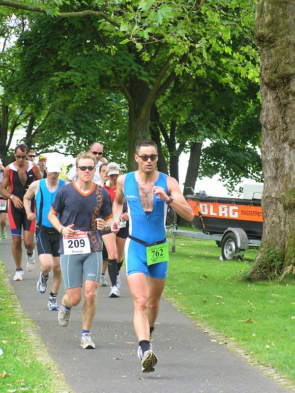 77.jpg - Die grünen Startnummern gehören Liga-Startern