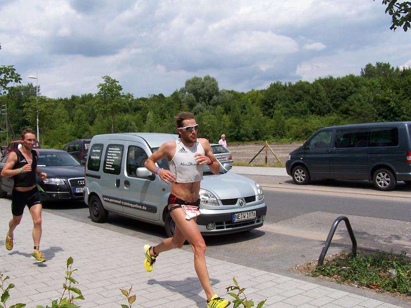 80.JPG - Faris macht große Schritte