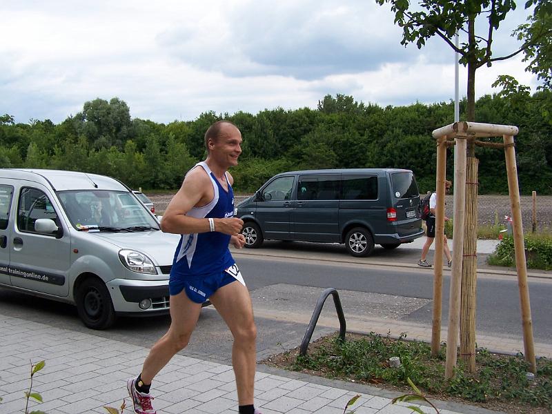 82.JPG - Der Himmel täuscht, es ist ziemlich drückend warm