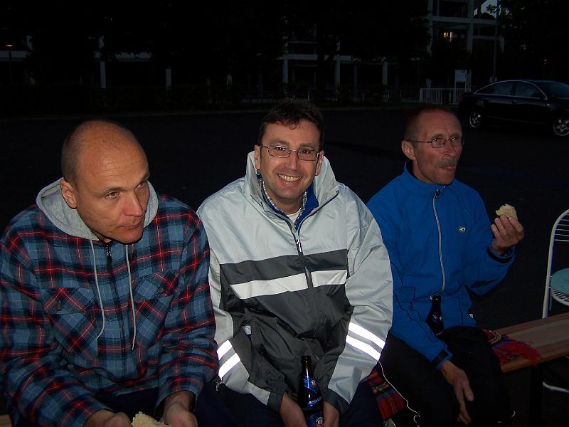 100_6622.JPG - So langsam wird uns k&uuml;hl (Foto: Antje Kucher)