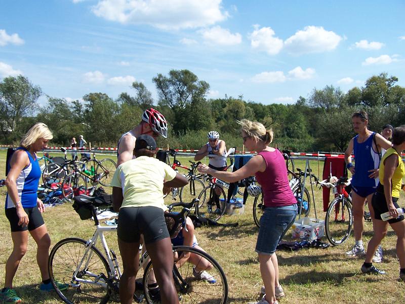 100.JPG - ...und alle nehmen Anteil