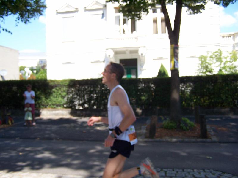 140.JPG - Norbert kommt angeflogen