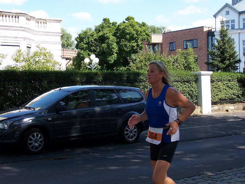 144.JPG - Gisela hat es gleich geschafft