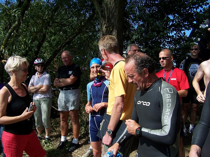 38.JPG - Birgit wird noch interviewt