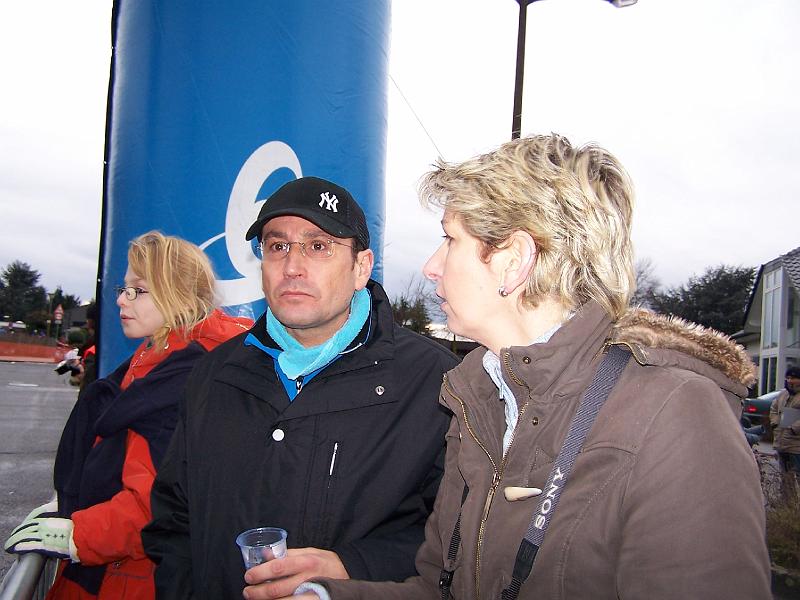 28.JPG - Frank hat uns Freistehern warmen Tee gebracht - Danke :-)