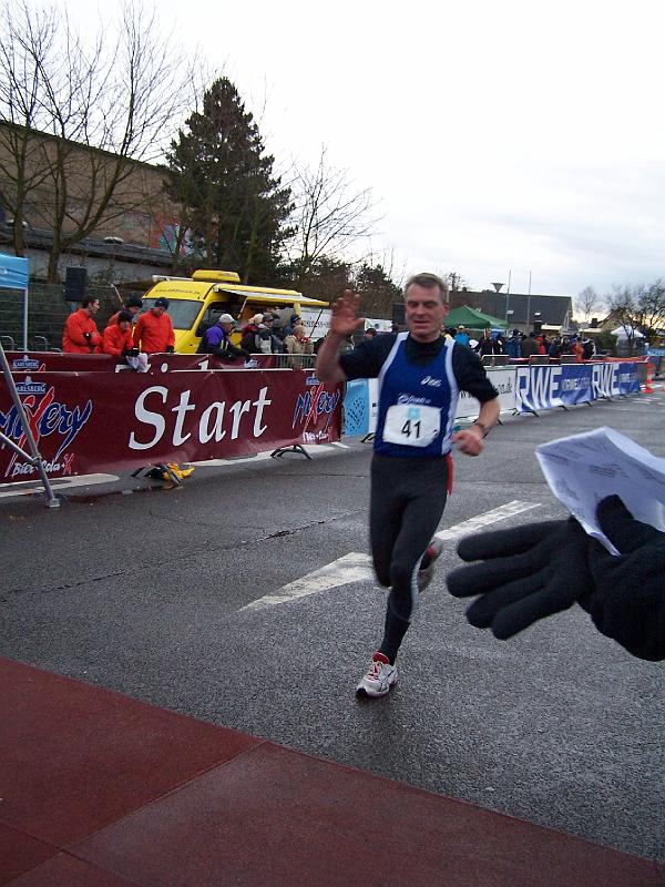 32.JPG - J&ouml;rg nach 10 km