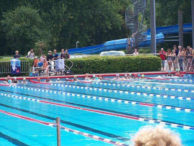 07.JPG - Der Start der Gruppe 8 steht unmittelbar bevor