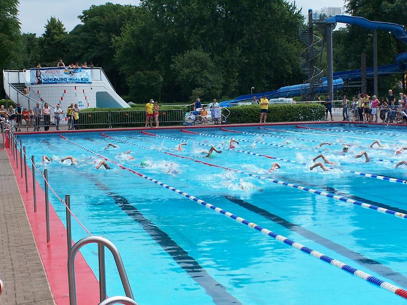 27.JPG - Schnell werden die ersten Meter zurückgelegt