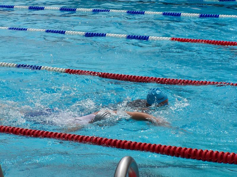 31.JPG - Bernd kämpft mit einem fast gleich schnellen Athleten