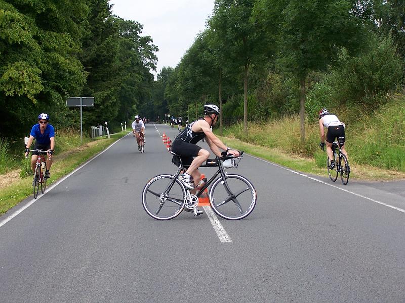 40.JPG - Eine enge 180° Kurve muss gefahren werden - hier ist Konzentration und das richtige Tempo gefragt