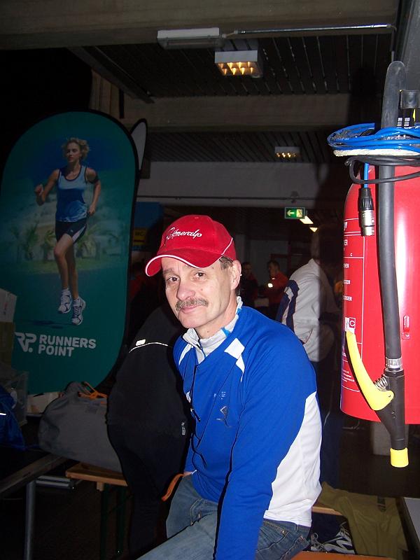 100_8058.JPG - Udo kann da nur lächeln, er hat alles im Griff